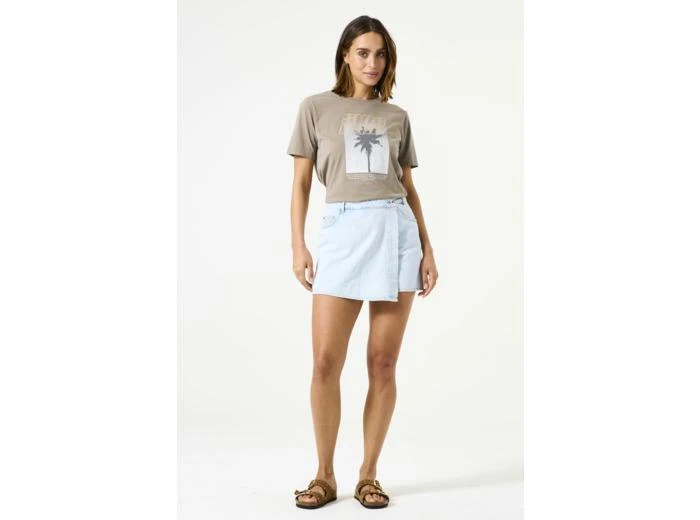 GARCIA Women Shorts Blue