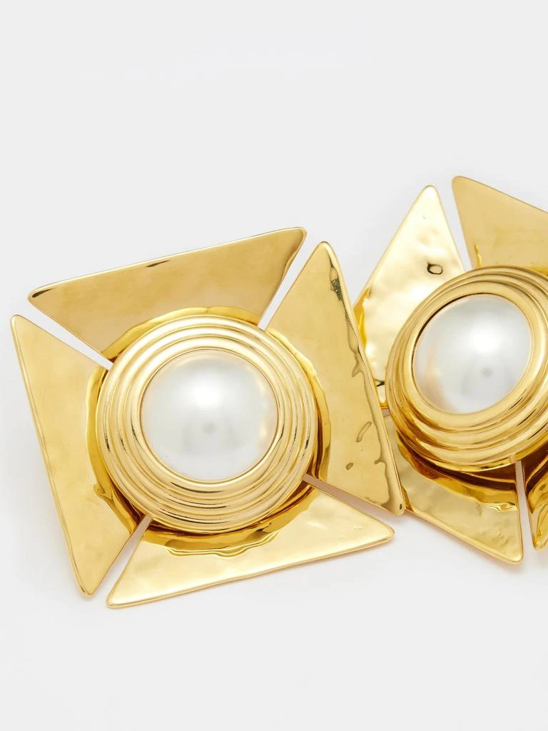 Saint Laurent Pearly square gold-tone clip earrings 5