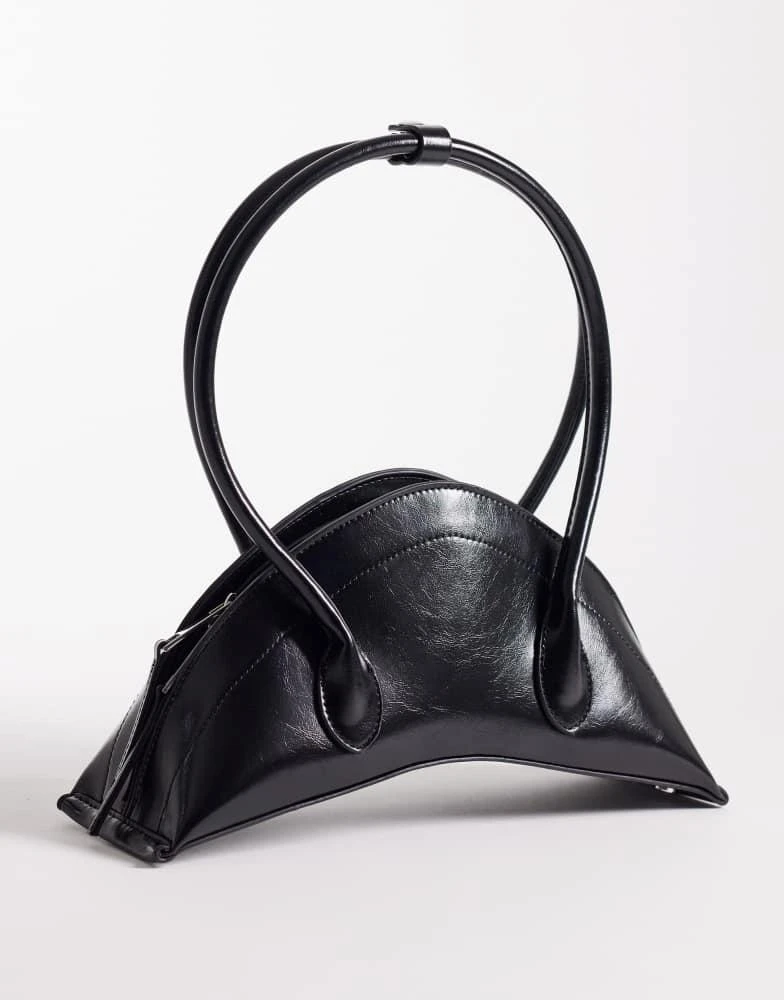 ASOS ASOS DESIGN structured croissant clutch bag in black