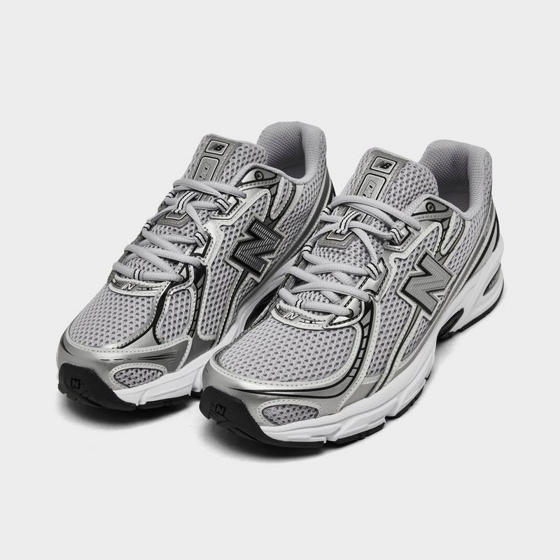 New Balance Women's New Balance 740 Casual Shoes