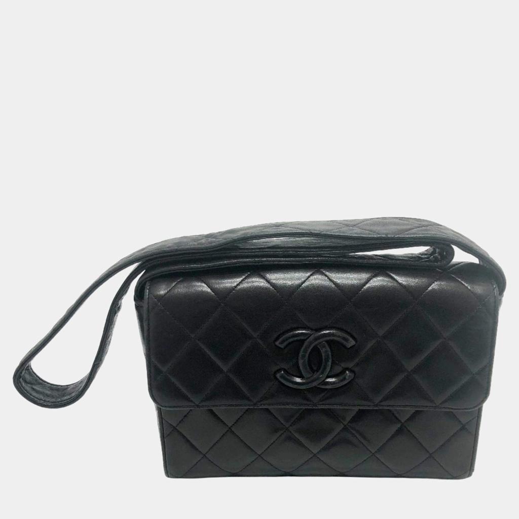Chanel Chanel Black CC Mark bag shawl Shoulder Bag