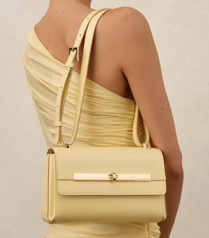 Stuart Weitzman POSH SHOULDER BAG 4