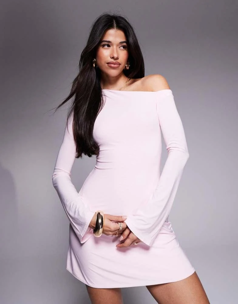 Fashionkilla Fashionkilla double sculpted slinky asymmetric shoulder a-line mini dress in baby pink 4