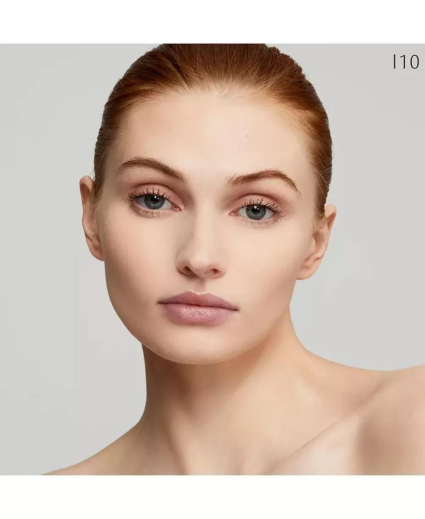 Cle de Peau Radiant Fluid Foundation Matte Broad Spectrum SPF 20 Sunscreen 4