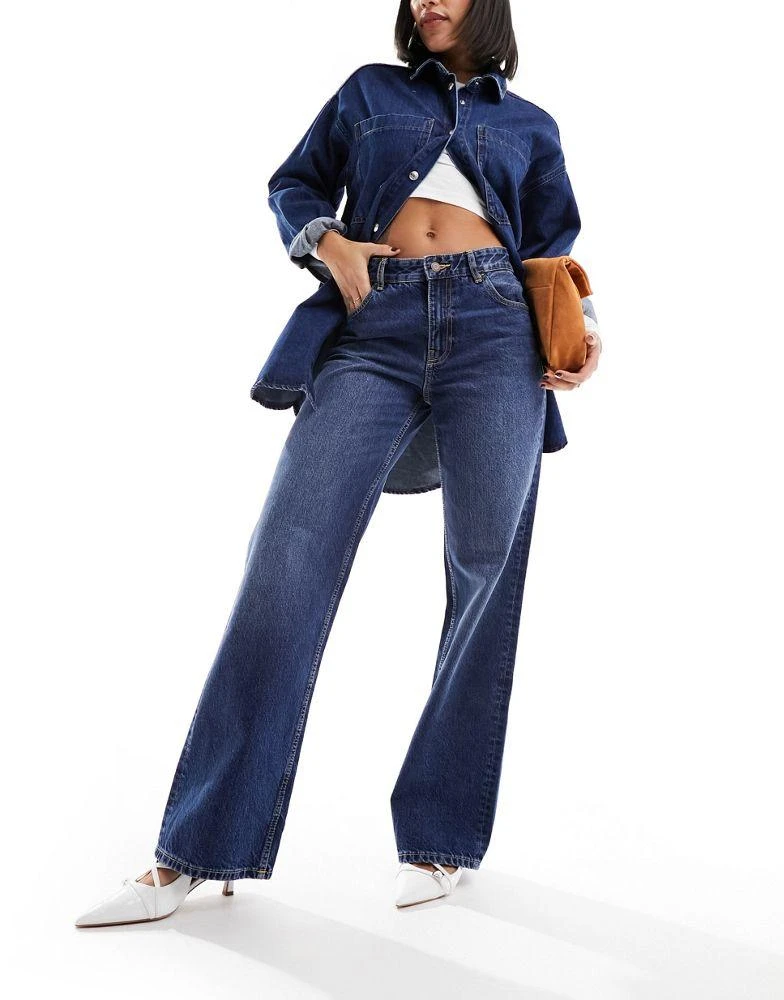 Bershka Bershka high waisted 90s wide leg jeans in indigo wash 1