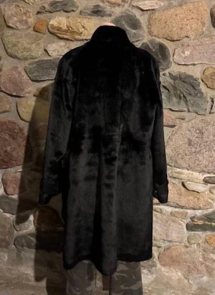 Love Token Love Token - Women's Tracy Faux Fur Coat With Suede Lining