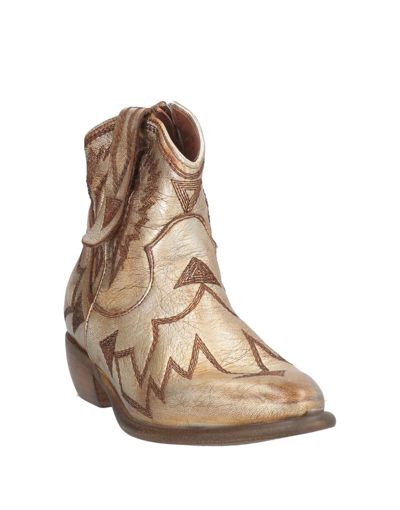 Zoe Ankle boot
