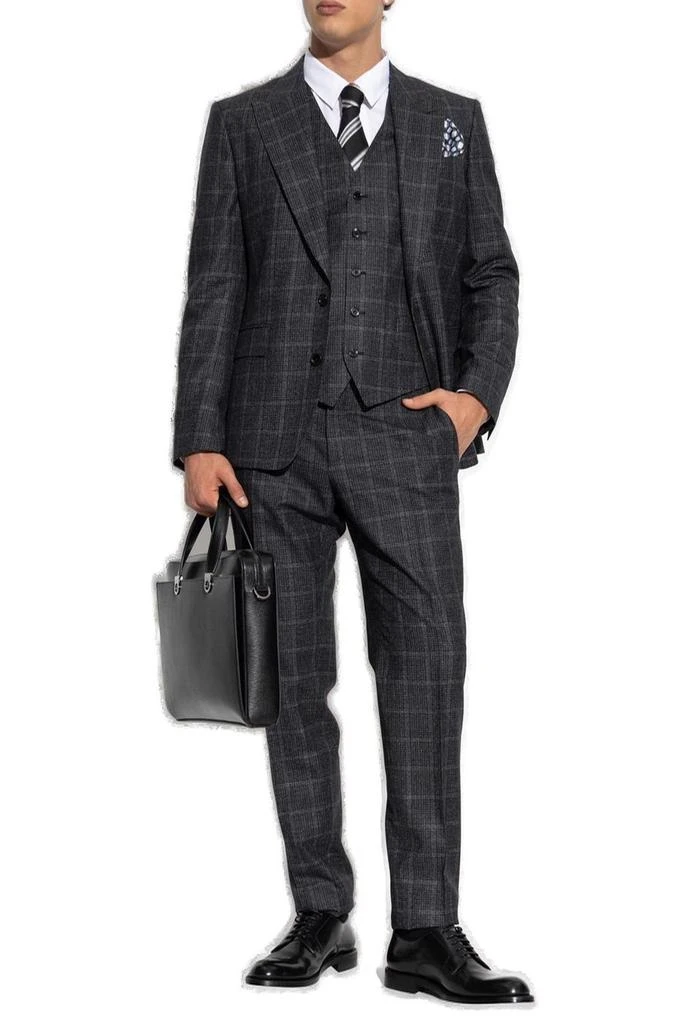 Dolce 
Gabbana Dolce 
Gabbana Single-Breasted Tailored Suit 4