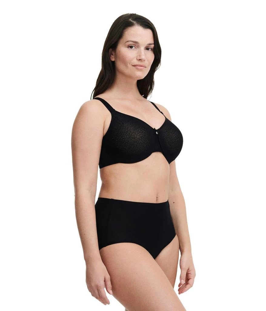 Chantelle C Magnifique Seamless Unlined Minimizer 2