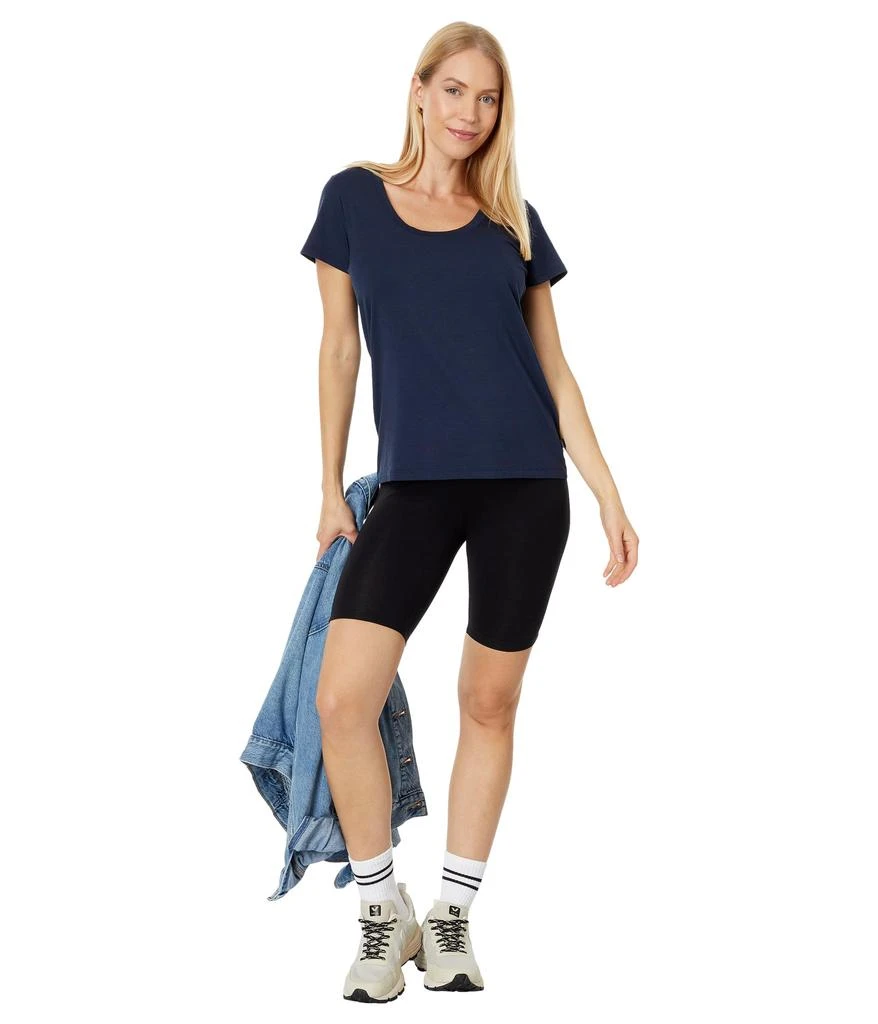 L.L.BEAN Petite Soft Stretch Supima Tee Scoop Neck Short Sleeve 4
