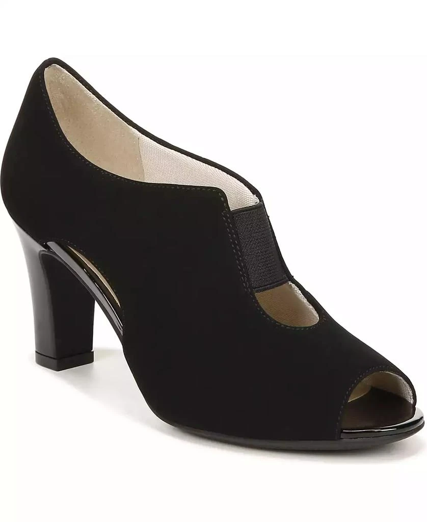 LifeStride Carla Pumps 1