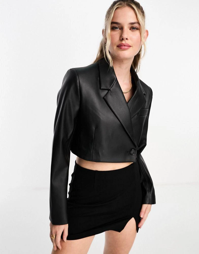 Pull&Bear Pull&Bear cropped faux leather blazer in black 1