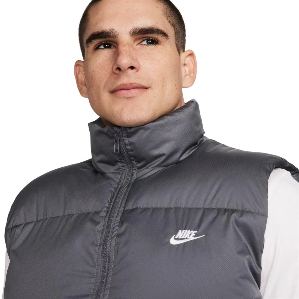 NIKE Nike Sportswear Club PrimaLoft Water-Repellent Puffer Vest - Men
s 8