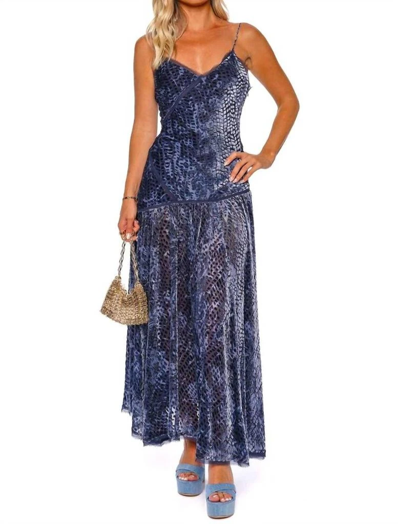 Shop Elodie Midi Dress on Sale at BeyondStyle  Get 53% Off Elodie Midi  Dress with Limited-Time Flash Deals, Exclusive Discounts, and Special  Offers. Enjoy Unbeatable Savings on Elodie Midi Dress, Compare