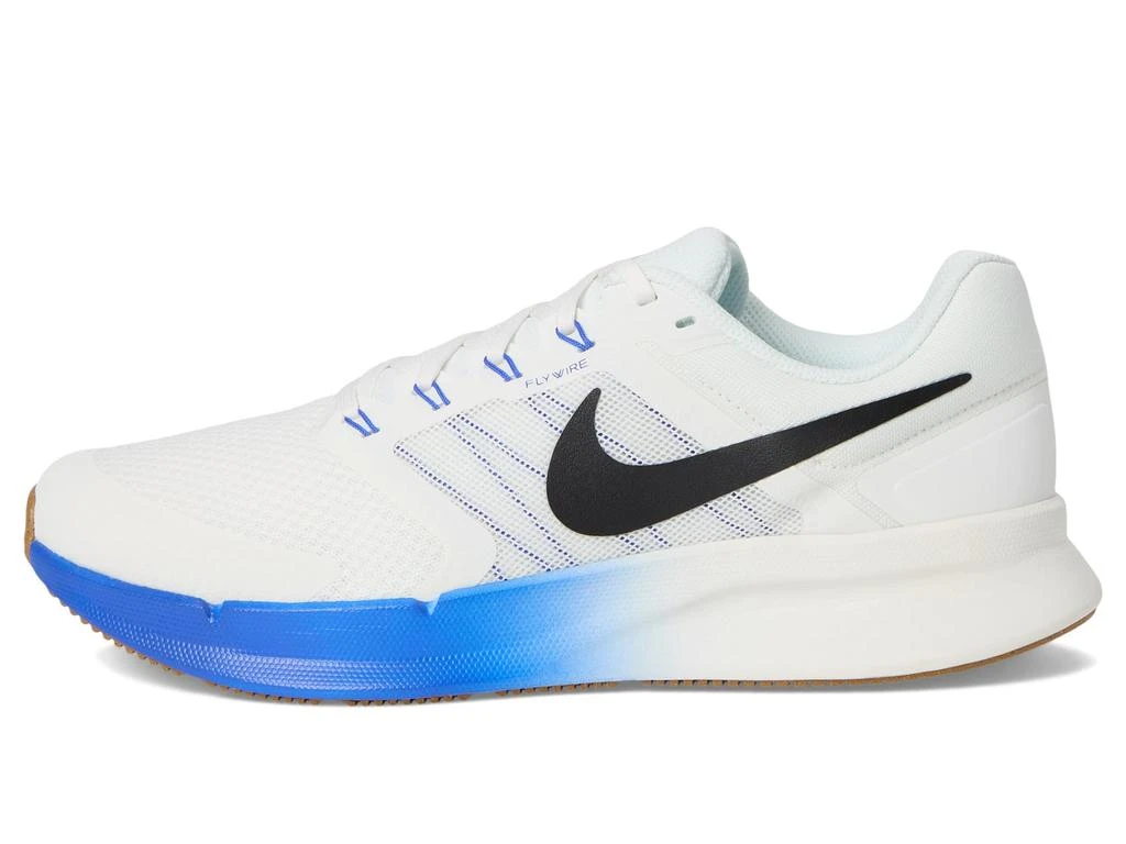 NIKE Run Swift 3 4