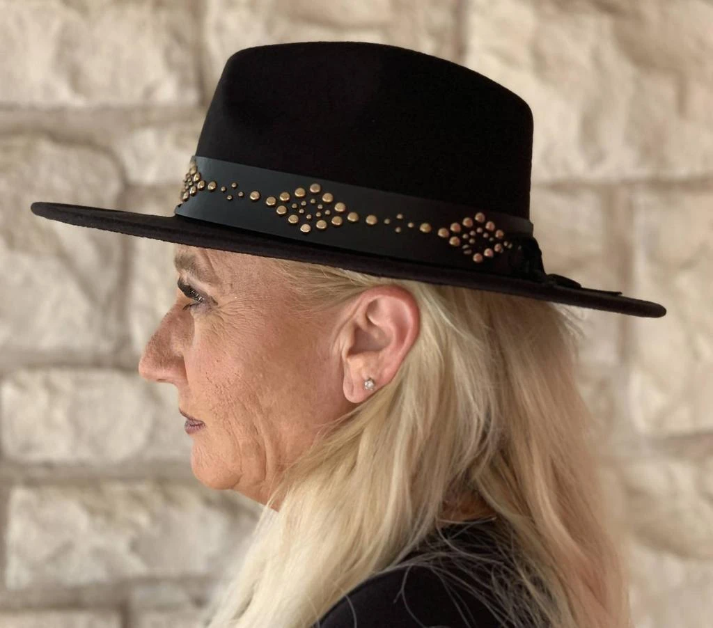 Jen & Co. Glinda Grommet Trim Wide Brim Fedora Hat In Black 2