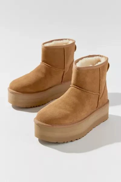 UGG UGG Women's Classic Mini Platform Boot 4