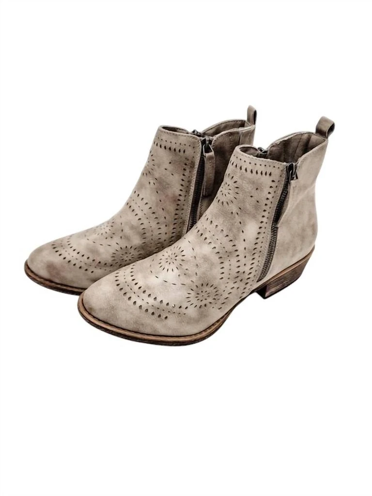 Very G Women's Lisette Bootie In Cream 2
