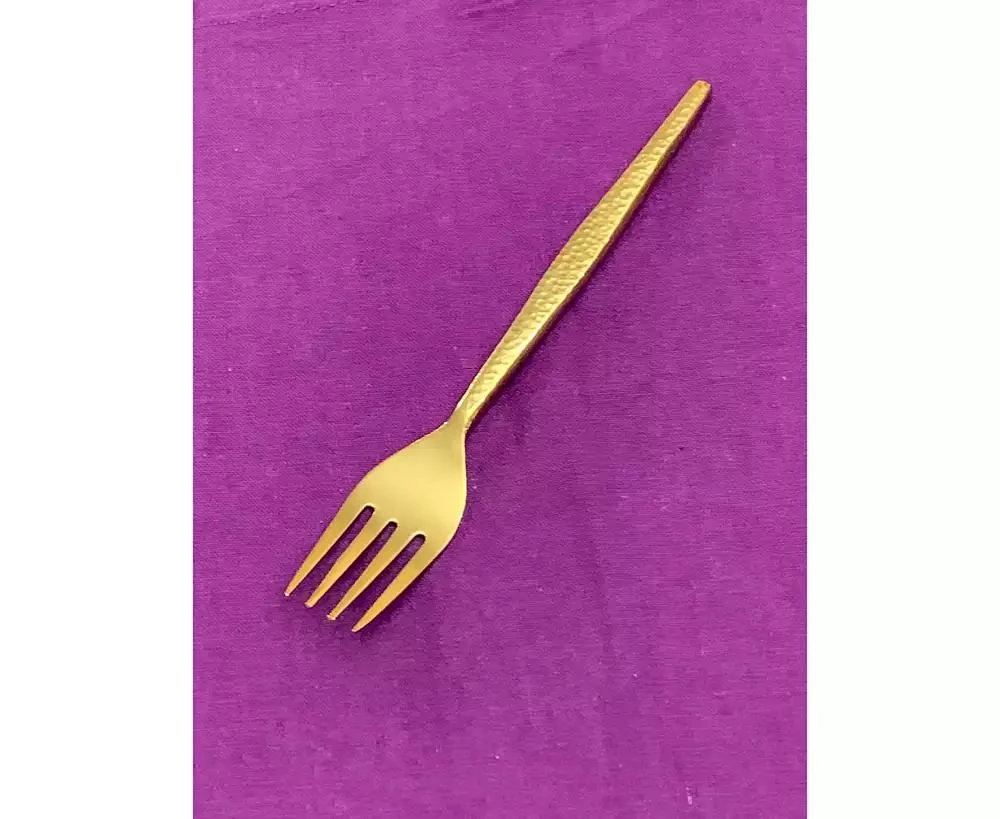 Vibhsa 20 Piece Gold Flatware Set, Service for 4 5