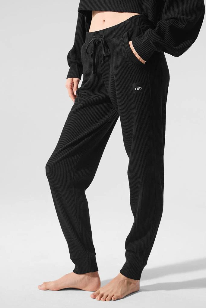Alo Muse Sweatpant - Black 4