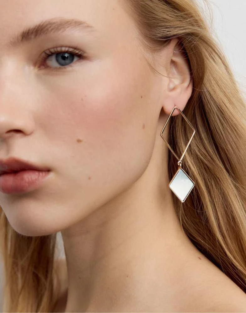 Stradivarius Stradivarius Mirror effect rhombus earrings in gold 3
