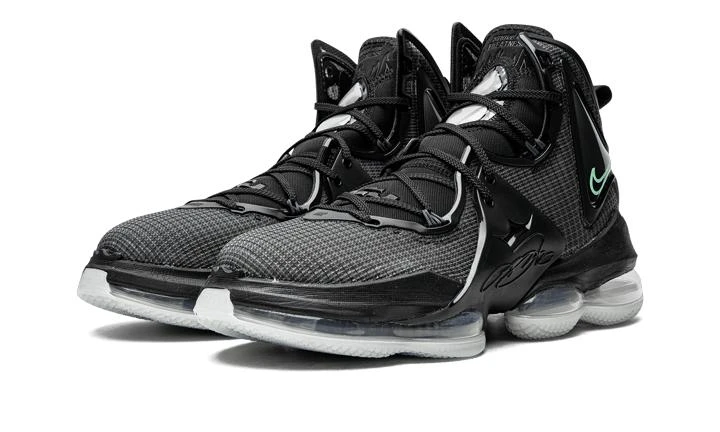 NIKE Nike LeBron XIX 3