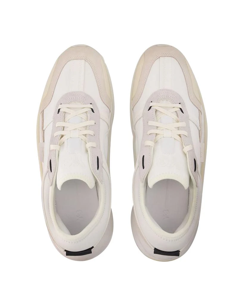 Shop Ajatu Run Sneakers in White on Sale at BeyondStyle  display picture 1