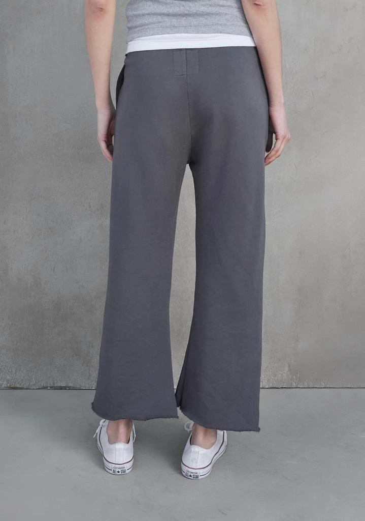 Velvet by Graham & Spencer Montecito Sweatpants In Coal 2