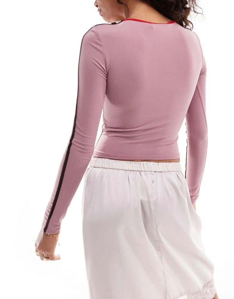Daisy Street Daisy Street bow cross front contrast jersey top in mauve 3