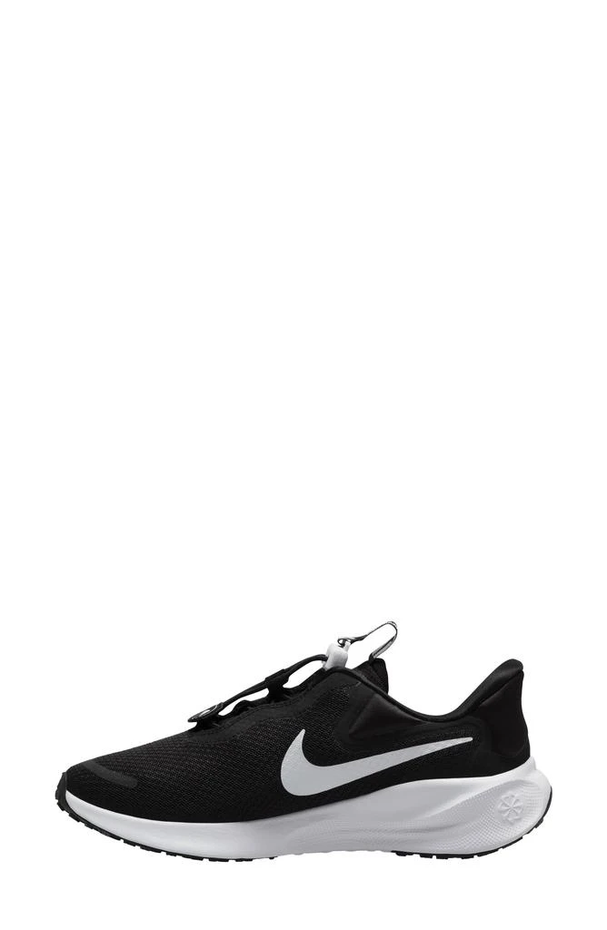 NIKE Revolution 7 Running Shoe 4