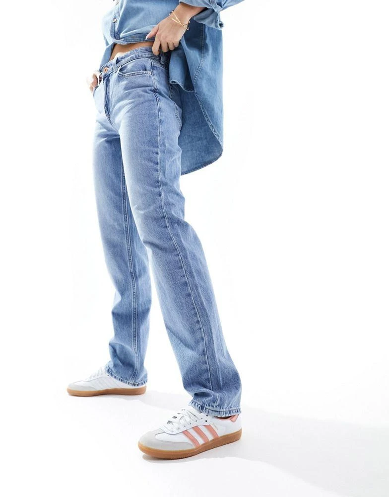 ONLY ONLY Jaci mid rise straight jeans in light blue wash 5
