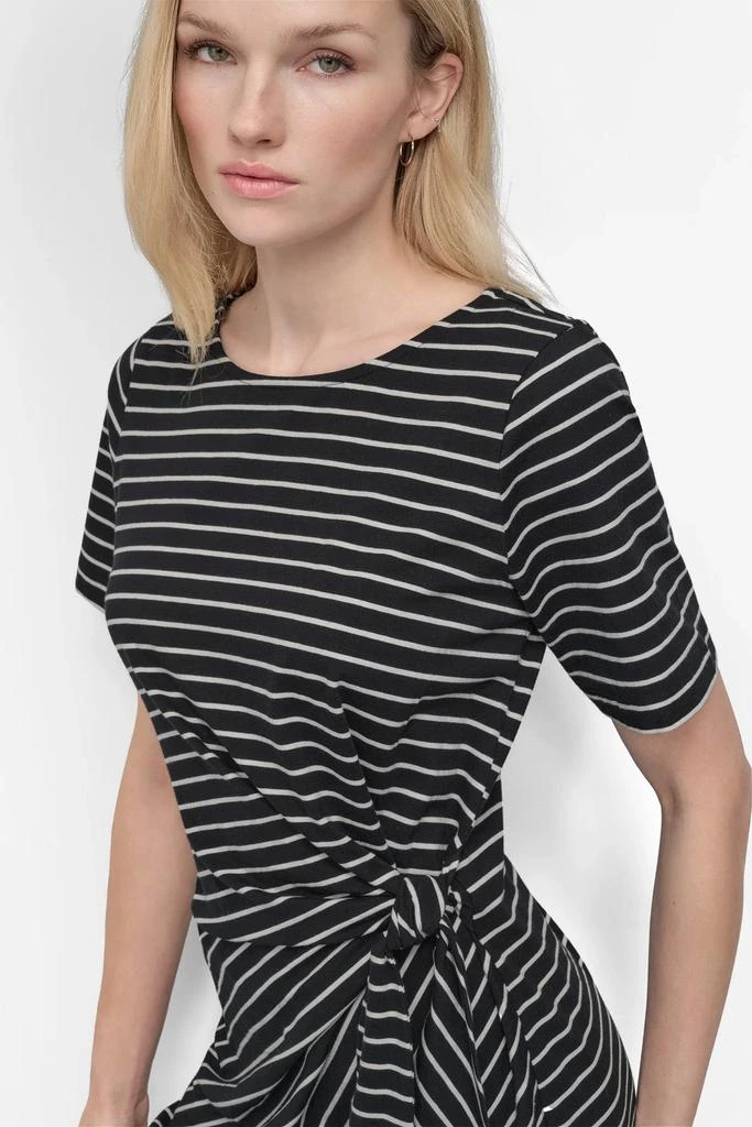 DKNY SHORT SLEEVE TIE FRONT 5