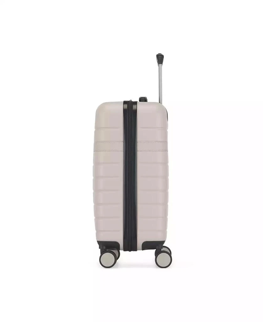 Bugatti Lisbon 22" Carry-On Spinner 3