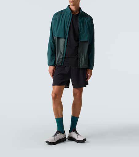 Shop Cloudflow 5 Lumos running shoes on Sale at BeyondStyle – Get