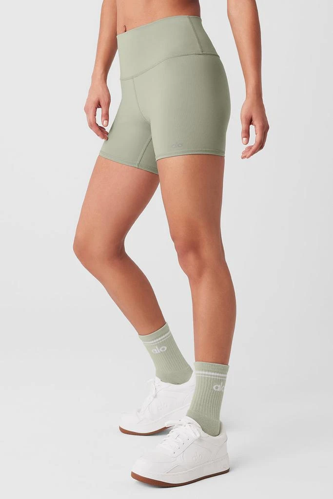 Alo 5" Airbrush High-Waist Biker Short - Limestone 3