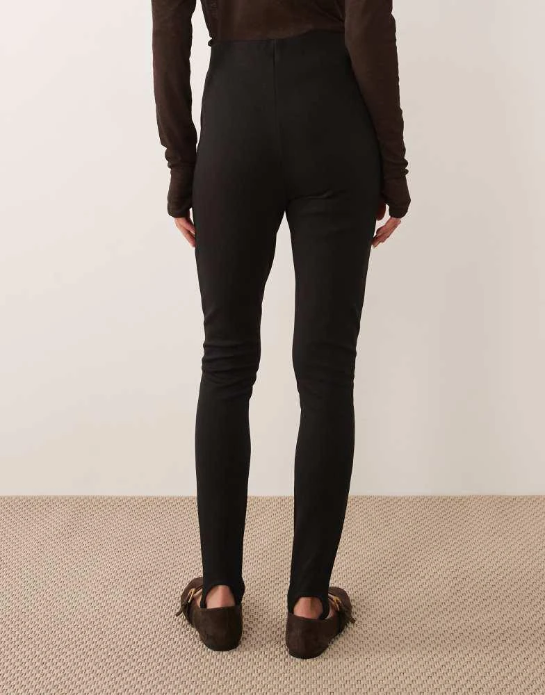 ASOS ASOS DESIGN pintuck stirrup leggings in black 3