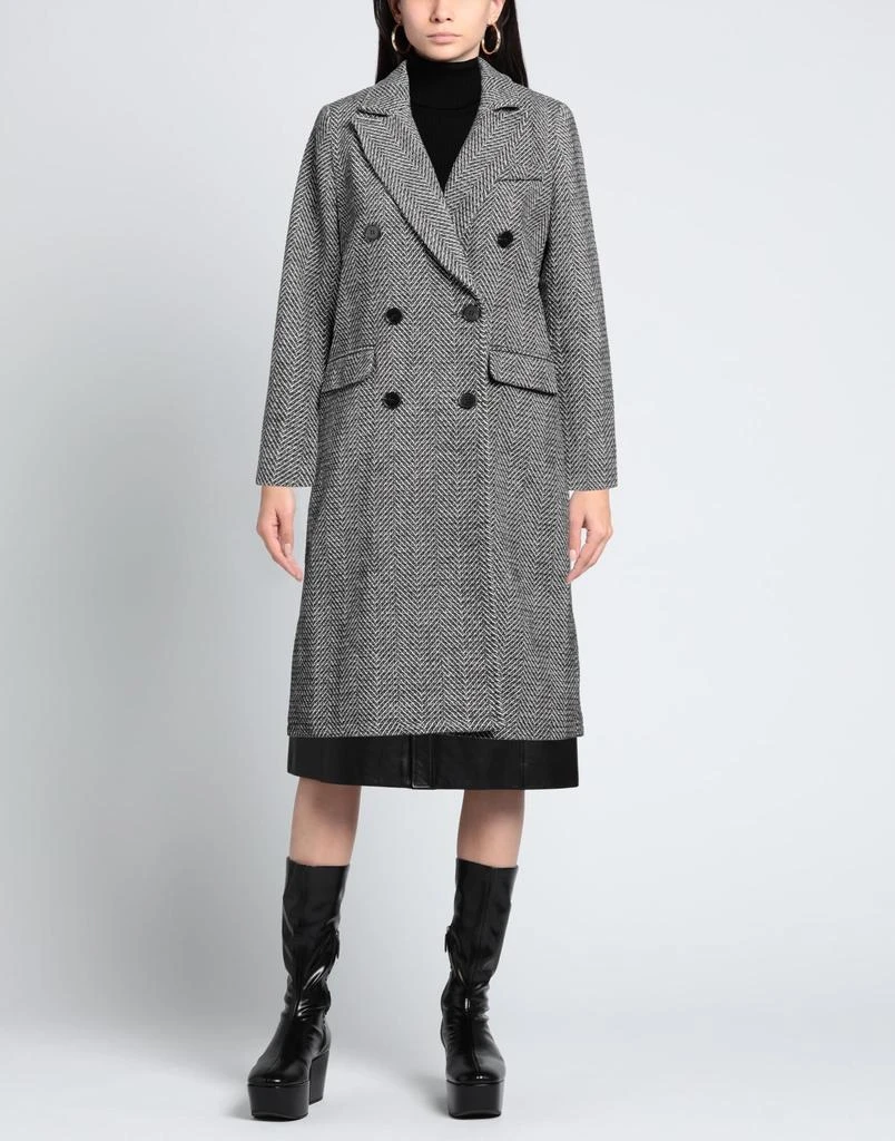 VANESSA SCOTT Coat 2