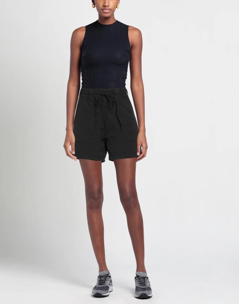 Holden Shorts & Bermuda 2