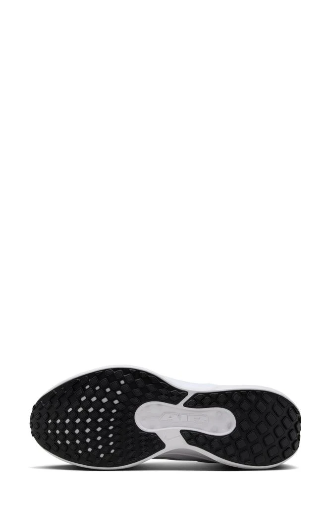 NIKE Air WinFlo 11 Road Running Shoe 5