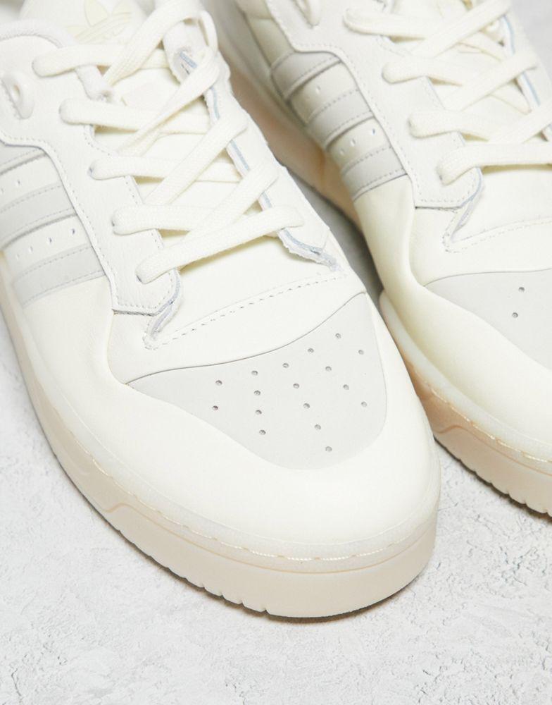 Adidas originals rivalry low trainer in white online