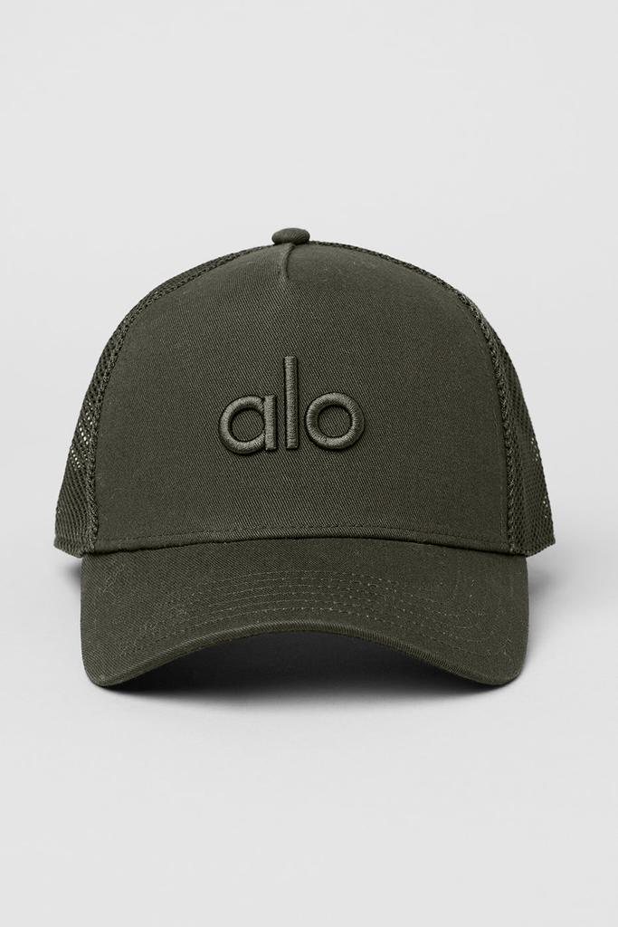Alo Yoga District Trucker Hat - Stealth Green - Hats - Free