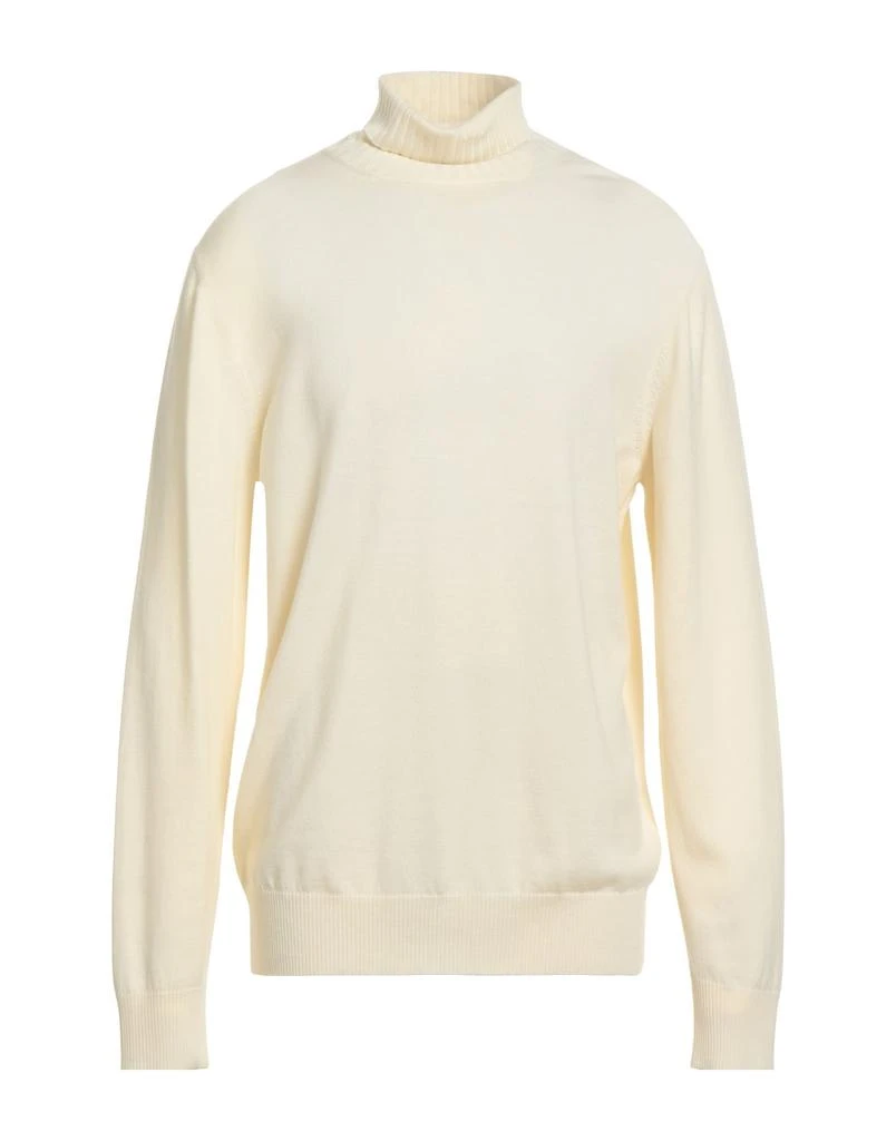 MALO Turtleneck 1