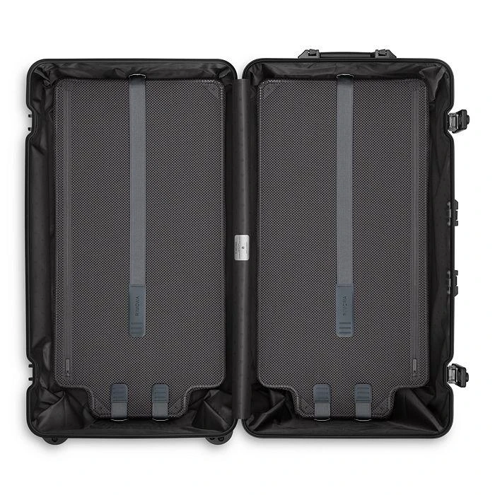 RIMOWA Essential Trunk Plus 3