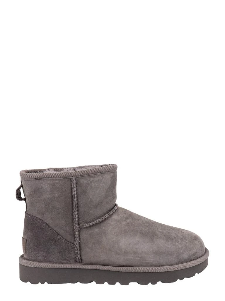 UGG Boots 1