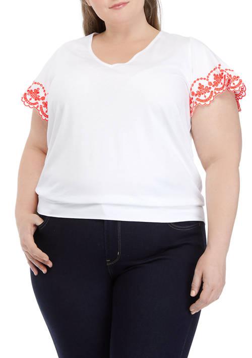 Crown & Ivy™ Ivy Plus Size Embroidered Scallop Sleeve Top
