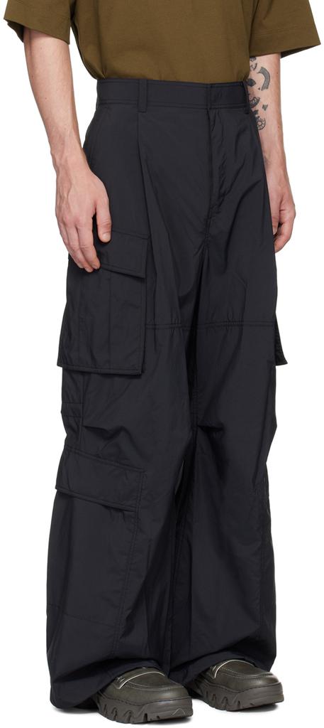 ANDWANG string tuck cargo pants ブラック Shop Black Tuck Cargo Pants on Sale at BeyondStyle – Get 67