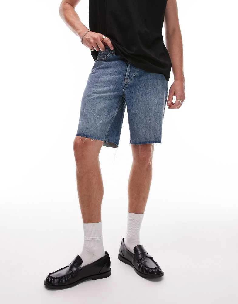 Topman Topman denim straight leg short with raw hem in mid blue wash 2