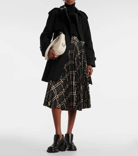 Burberry Pleated checked midi skirt 2