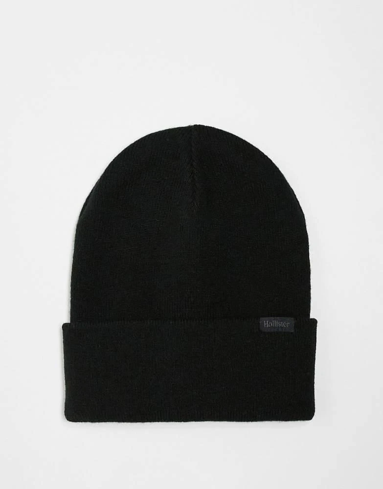 HOLLISTER Hollister knitted beanie in black 1
