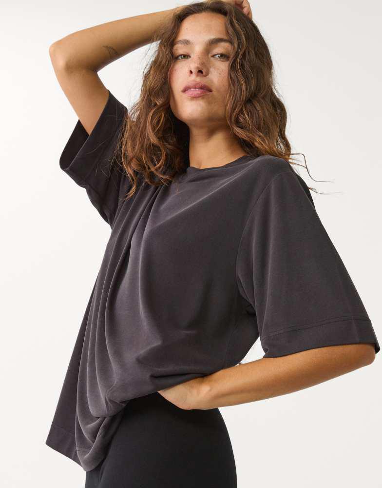Stradivarius Stradivarius soft touch oversized turtleneck in black
